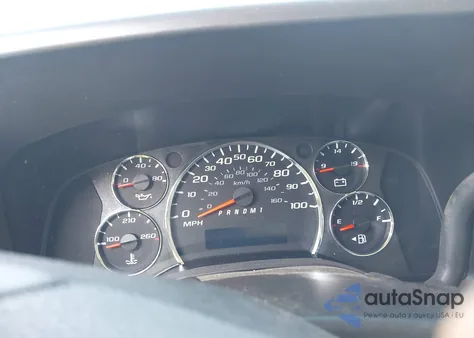 2016 Chevrolet Express 2500 Work Van z USA, uszkodzony, nr VIN 1GCWGAFF2G1142040